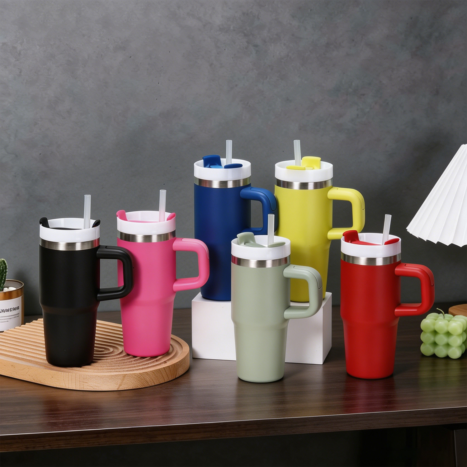 Tumbler with Handle & Straw